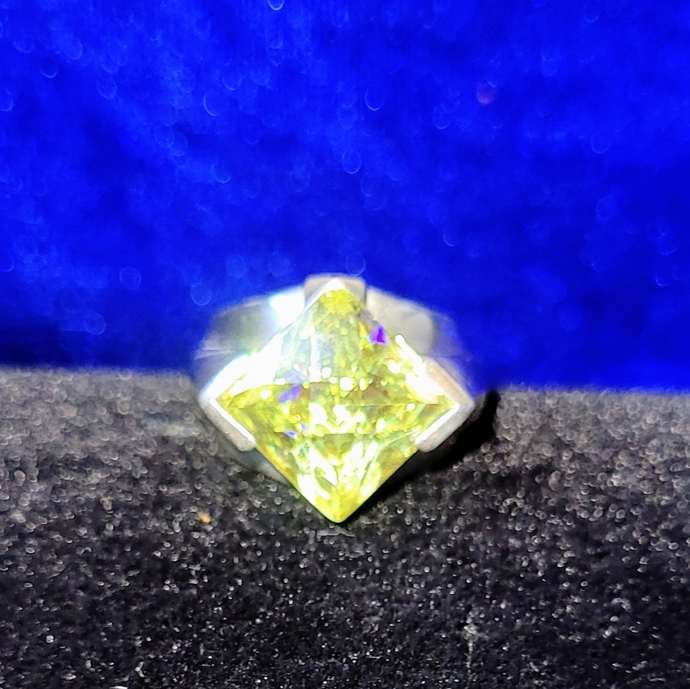Elle Large Faceted Crystal 925 Ring